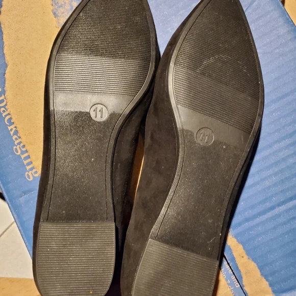 A new day black suede flats - Picture 2 of 2